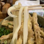 Mutsuki - ごぼう天うどん　麺