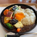 RIZ CAFE - ＲＩＺの1日分の野菜カレー（温玉トッピング）