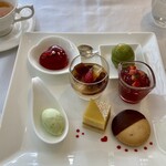 ロジェ ドール - デザート　本日のジェラートはずんだ