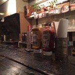 ウーピーバーガー - 奥が厨房