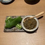 ハコジロウ - 肉味噌ピーマン