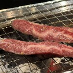 肉焼 ハラミ タン テール 兼条 - 