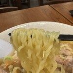 KEITO - 喜多方ラーメンらしいピロピロもっちりのちぢれ麺