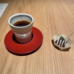 ラ・ボンヌターブル - コーヒーとたこ焼き風ショコラ