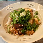 ホルモン こてつ - ミックスホルモン焼き（480円）