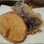 天ぷら よこい - かき揚げ定食の野菜。