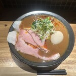 Zweiter Läden - RAMEN KURO 特製　1,300円