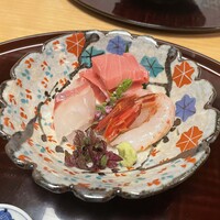 新ばし 笹田 - 「造り」本鮪中トロ、明石の鯛、牡丹海老  2023年11月