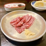 Taishuu Horumon Yakiniku Jun - ハラミ刺し880円