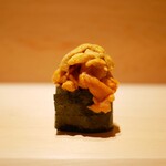 すが弥 - 馬糞雲丹の軍艦巻き 2023年6月