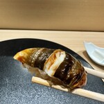 鮨割烹 六本木 亀甲 - コクのあるツメの味と共に、トロけます。