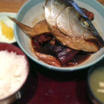 Manten Sakaba - 魚のあら煮定食。食べ応え充分！！