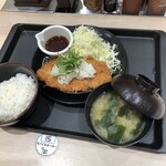 Matsuno ya - 鬼おろしポン酢ロースかつ定食（690円）