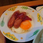 半田屋 - 目玉焼きとウィンナー