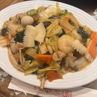 個室中華 頤和園 溜池山王店 - 