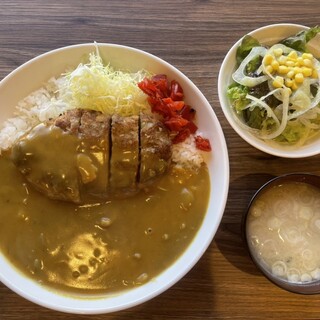 レストラン ポンチ_1
