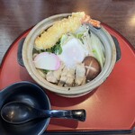 うどん工房かたつむり - 鍋焼きうどん