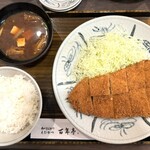 百年亭 - 手のべとんかつ（中）