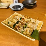 Hakata Kojirou - 博多野菜巻き串おまかせ3本