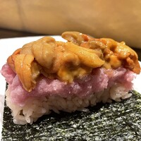 鮨 やまけん 銀座店 - やまけんドッグ　ウニのりすぎ！