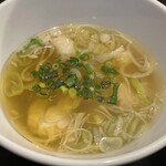 らぁ麺やまぐち 辣式 - えびワンタンスープ