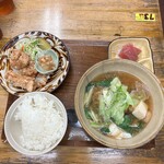 やちむん食堂 - 味噌汁定食