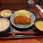 とんかつ 田 - ランチメニューのヒレカツ定食（1280円）