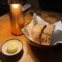 ザ タヴァン グリル＆ラウンジ - 