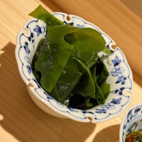鮨 由う - 