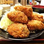 八丁堀 朋 - 広島県産牡蠣フライ定食５個（大盛）1,600円