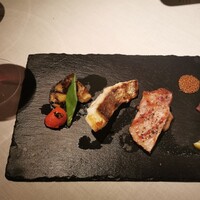 ジャッジョーロ銀座 - メインは肉と魚が一緒に入れてきました