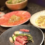 個室焼肉 牛炙 - 