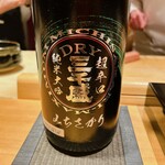 恵比寿 鮨 ふじまさ - 三千盛
      
      個人的にMVP日本酒
      
      キリッとキレの良い超辛口
      鮪にも塩辛にもドンピシャだった