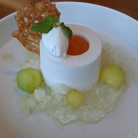 ザ タヴァン グリル＆ラウンジ - 