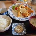 かどや食堂 - ミックスフライ定食　