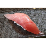 중토로 Medium Fatty Tuna
