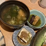 Tsubasan - 付け合わせとお味噌汁