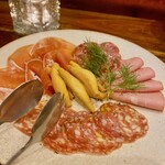 アニマリベラ - 生ハム盛り合わせ