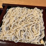 朝日屋 - 見た目よりもコシがあって美味しい気がする。（個人的な感覚）