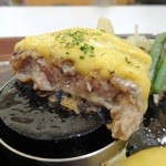 カウ☆バーグ - 焼き鉄でジュー！