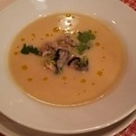 ペコリーノ - ｸﾘｽﾏｽﾃﾞｨﾅｰスープ（玄米の入ったジャガイモのポタージュ）