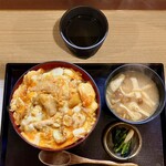 泰然 - 比内地鶏親子丼1100円ご飯大盛