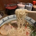 みなみ屋 - 中細ストレート麺(硬さ→カタ)