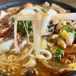 九香 麻辣小麺 - 麻辣燙の麺
