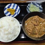 Motsu Nikomi No Mise Takano - もつ煮込み定食（ごはん大盛り）。