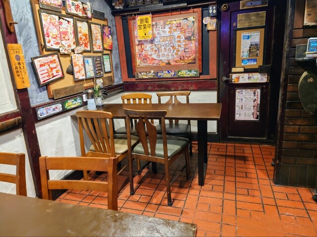 cafe dining seven photo 5