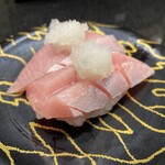 Mawaru Toyamawan Sushi Tama - 寒ぶりとろ