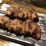 炭火焼鳥・野菜豚バラ巻 勇屋熟成鶏十八番 - ハツ