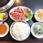 焼肉　田原 - カルビ定食 1595円