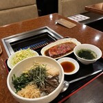 Yakiniku Yokohama Keishuuen - 得々定食（1,100円）